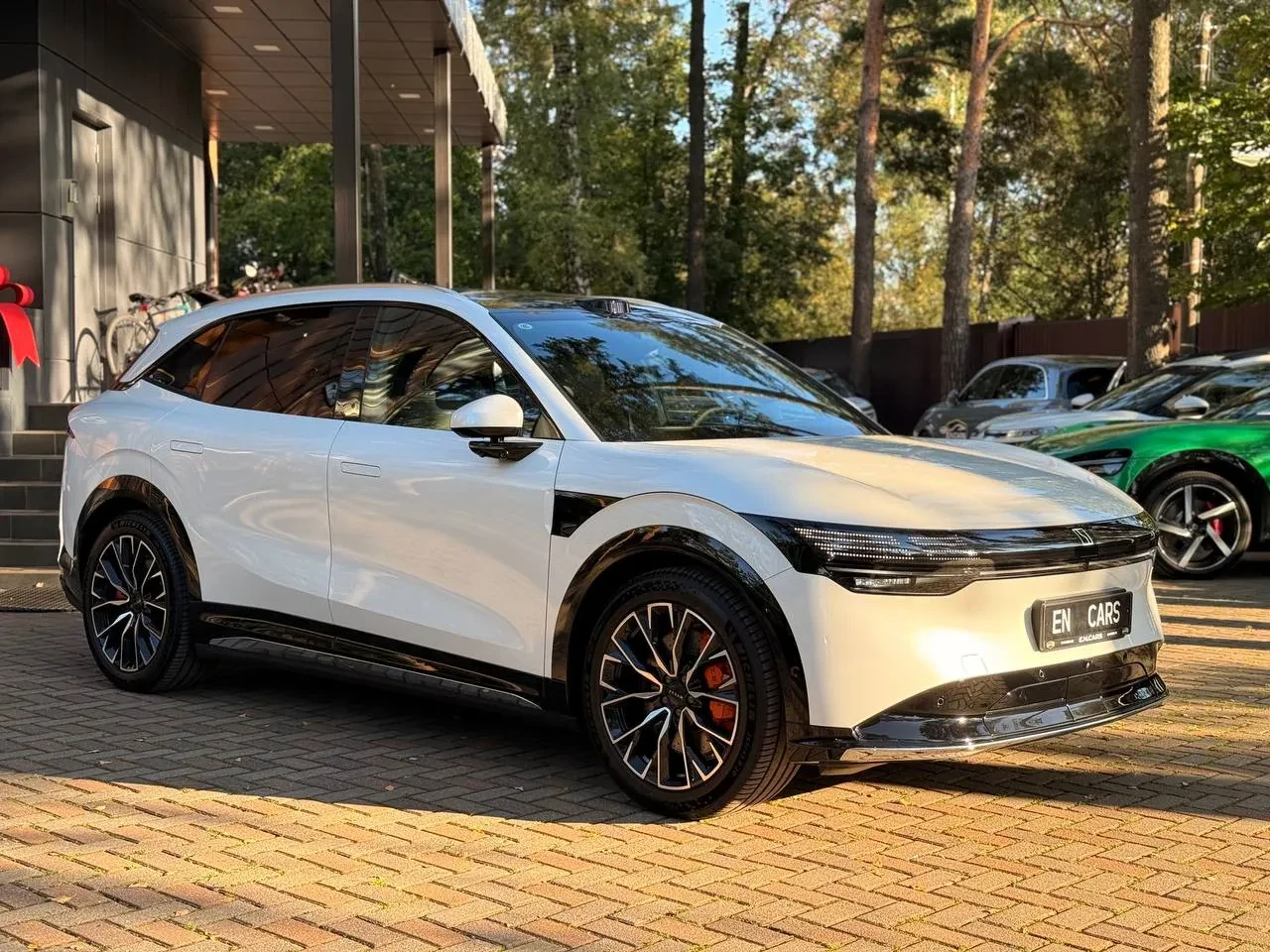 ZEEKR 7X: Пятиместный SUV для повседневных и семейных поездок