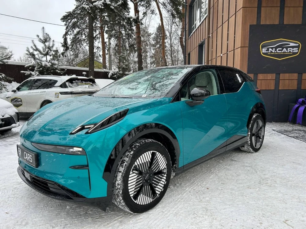 ZEEKR X: Компактный SUV для плотного городского ритма